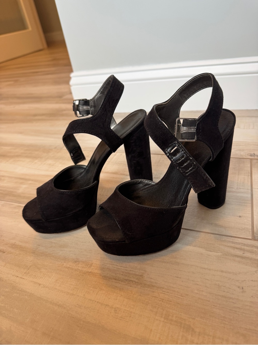 Circus by Sam Edelman Black Suede Platform Block Heel Sandals